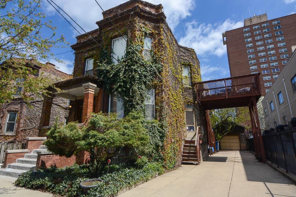 Primary Photo - 3937 N Wayne Ave