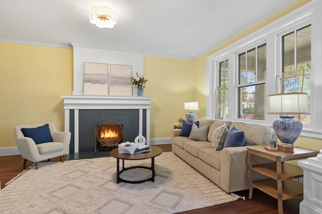 Foto del edificio - 3109 W Grace St