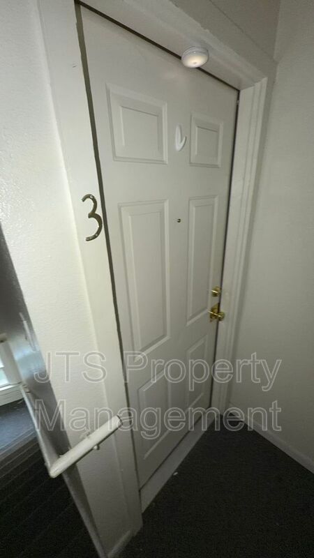 Photo - 1717 H Street House