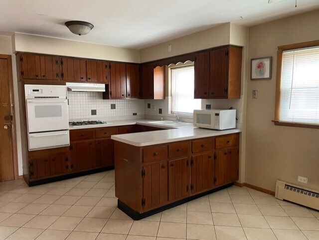 Kitchen and Dinette - 6634 W Gunnison St