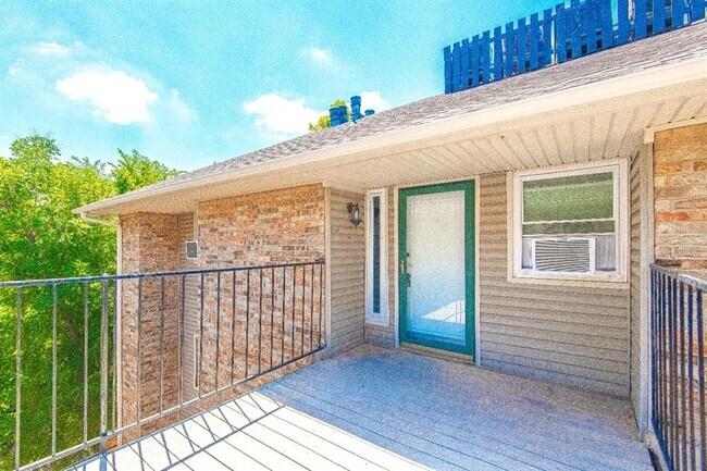 Building Photo - 6724 N Meridian Ave