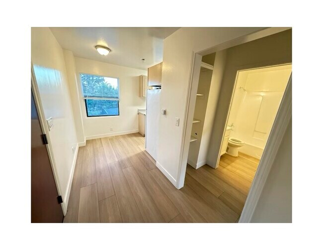 Foto del edificio - 2225 Marathon St