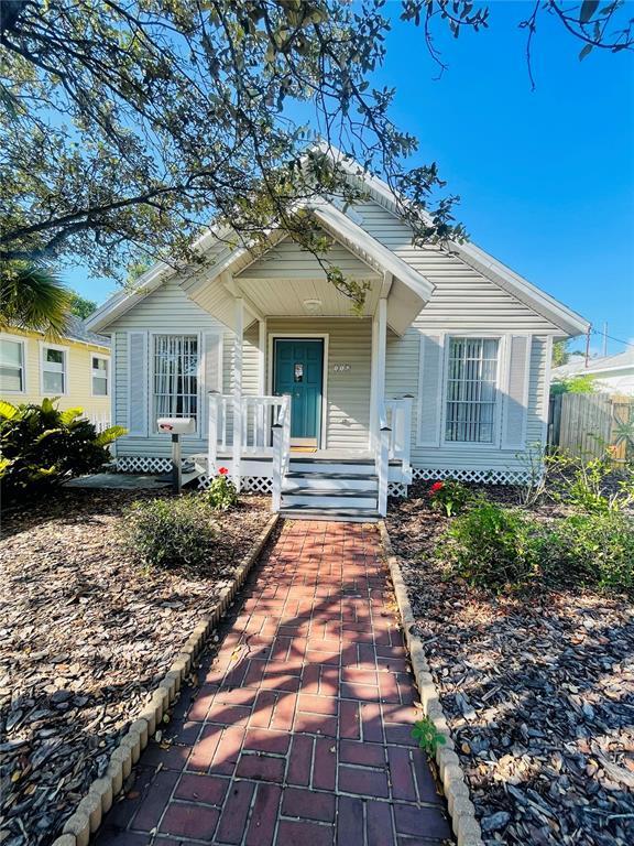 Foto principal - 116 16th Ave SE