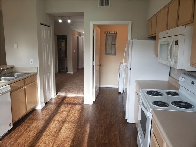 Building Photo - 10873 Windsor Walk Dr