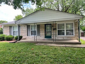 Building Photo - 8715 Blue Bell Dr