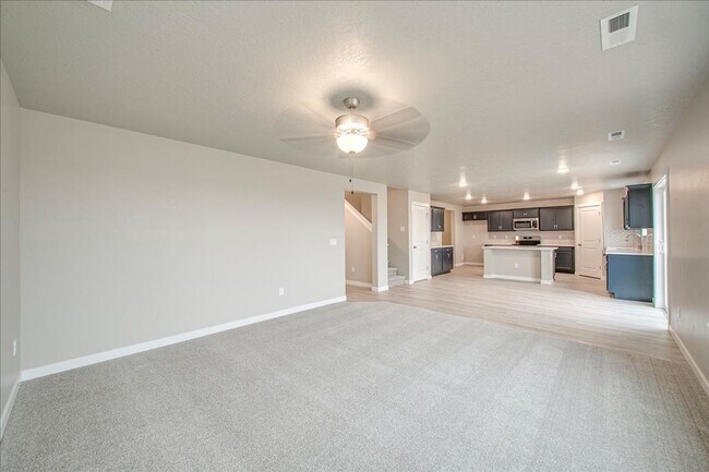 Foto del edificio - 2 Story Nampa Home!