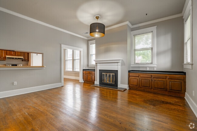 2BR, 2BA - 1586SF - Living Room - 200 Stonewall St