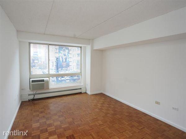 Building Photo - 127 MacDougal St