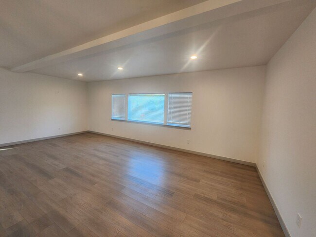 Foto del edificio - 801 N 24th Ave