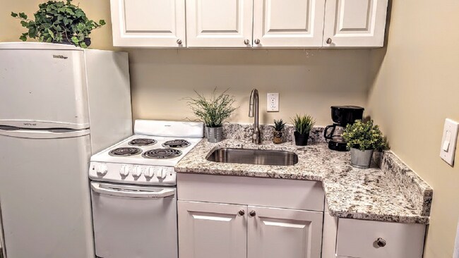 cocina - 2350 1st Ave N