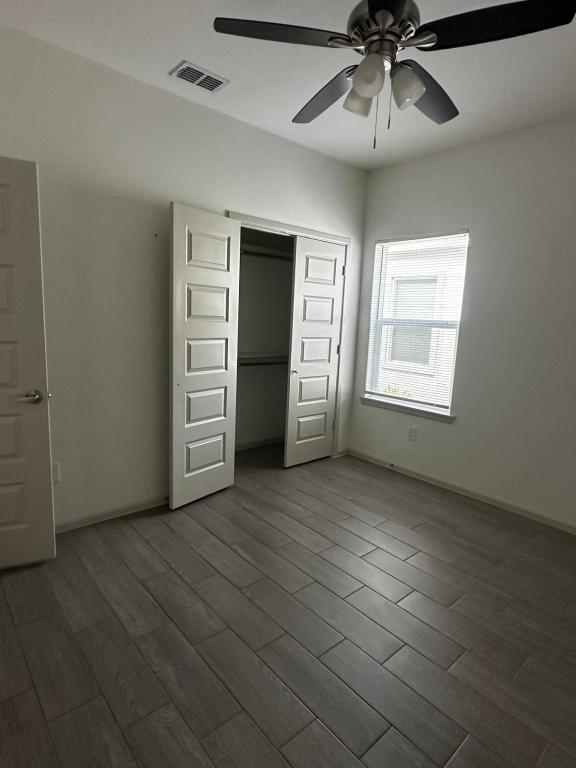 Foto del edificio - 1504 Shavano Dr