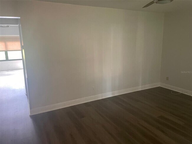 Building Photo - 8463 17th Way N