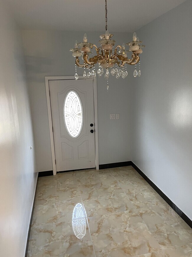 Foto del edificio - 619 N 25th St