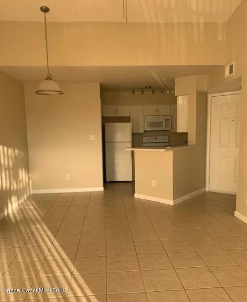 Foto del edificio - Beachside beauty! Updated 2nd floor unit in Beach Club!