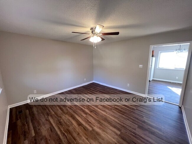 Foto del edificio - Lagrange- Ramona Drive