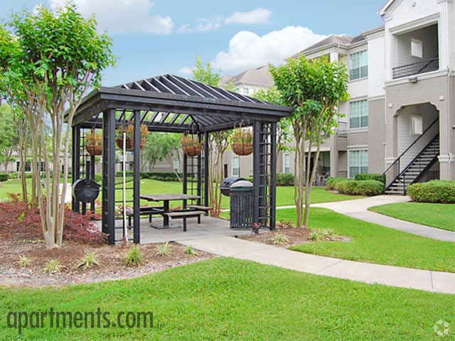Gazebo - Reserve @ Fountain Lake