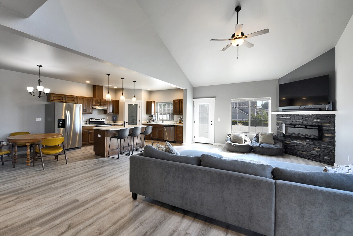 Foto principal - 7433 Saddlebrook Loop