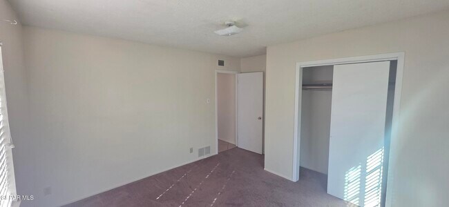 Building Photo - 4906 Sierra Madre Dr