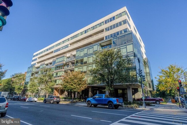 Building Photo - 2501 M St NW