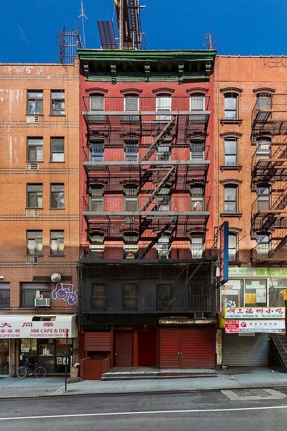 Building Photo - 5 Eldridge St
