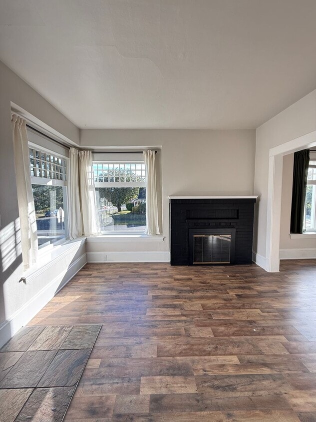 Primary Photo - Now Available: Updated Everett 34-Bed, 1.5...