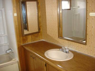 Foto del edificio - 3013 Dennis Ct NE