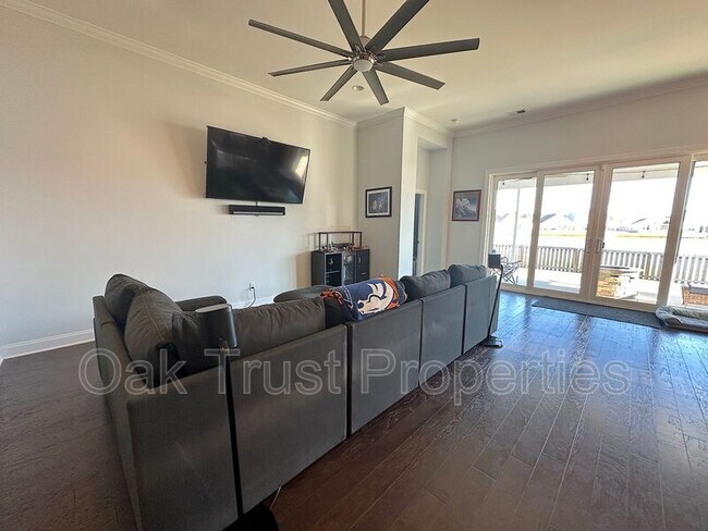 Foto del edificio - 224 Seaworthy St