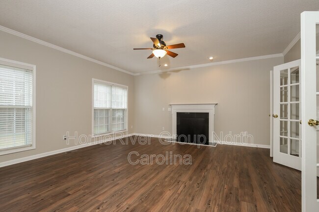 Building Photo - 3604 Dairy Point Dr