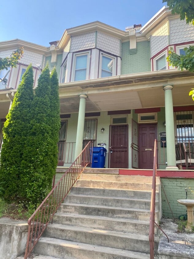 Charming 2 Bedroom/2 Bathroom Townhome in Harwood, Baltimore, MD! - Charming 2 Bedroom/2 Bathroom Townhome in Harwood, Baltimore, MD!
