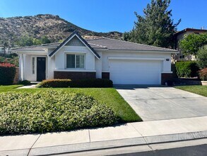 Building Photo - 26528 Mahonia Way
