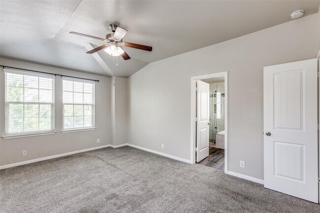 Foto del edificio - 12510 Stoneridge Gap Ln