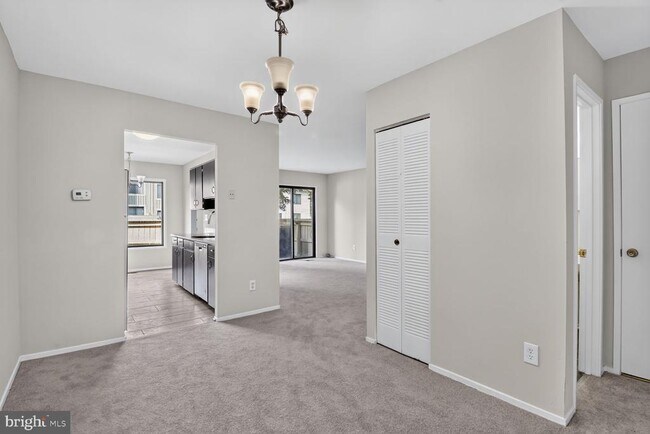 Building Photo - 9305 Bathgate Ct