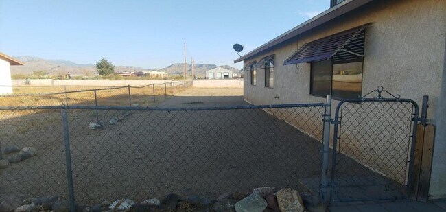 Foto del edificio - 2692 W Shauna Dr