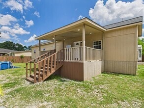 Building Photo - 21613 Erika Ct