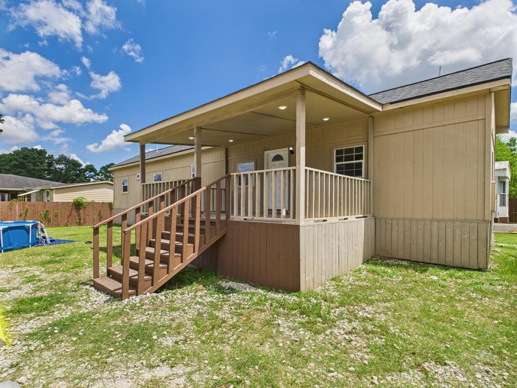Primary Photo - 21613 Erika Ct