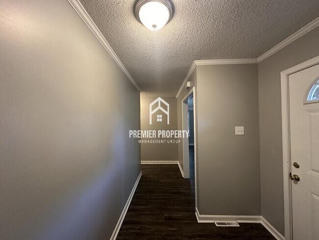Building Photo - 8131 Farmington - Available Now!