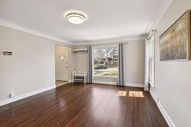 Foto del edificio - 5620 Humboldt Ave S