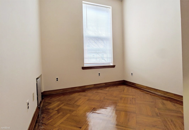 Foto del edificio - 2 br, 1 bath Apartment - 525 80th St