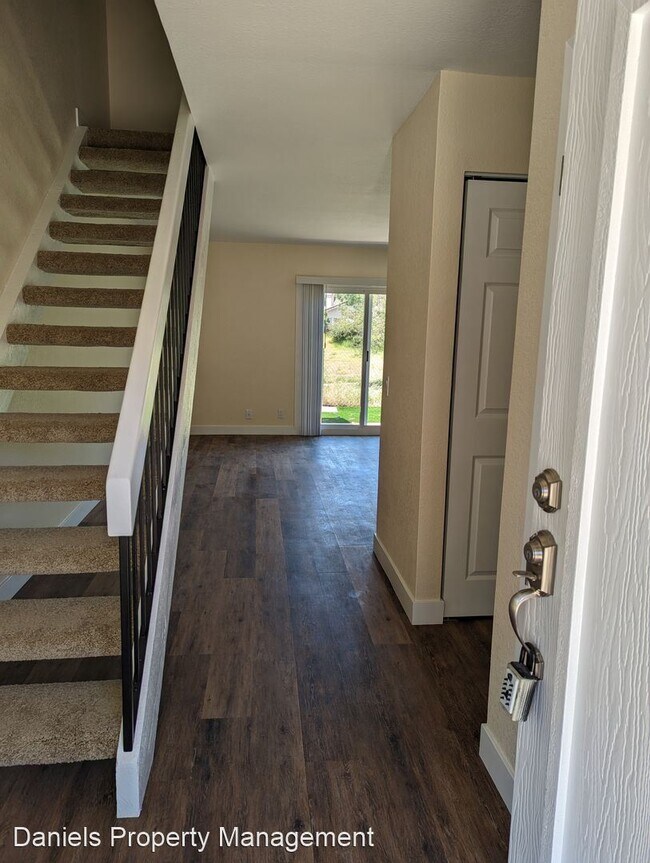 Building Photo - 2 br, 1.5 bath House - 12159 Wilsey