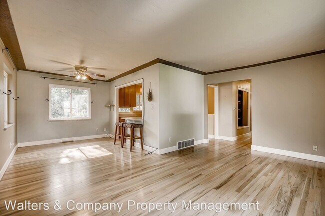 Building Photo - 3 br, 2 bath House - 2285 Iola Street