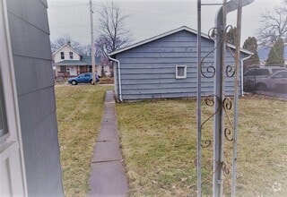 Building Photo - 1577 31st Ave
