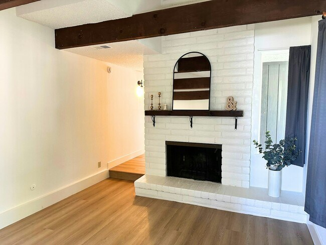 Foto del edificio - 2831 Lillard Dr