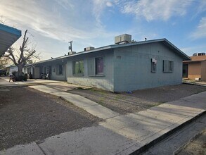 Building Photo - 1933 Alwill St