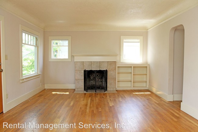 Building Photo - 3 br, 2 bath House - 4423 NE 27th Ave