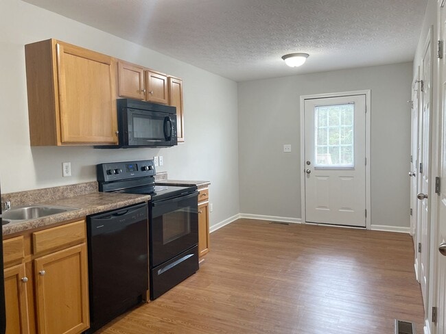 Building Photo - Upper Stone Apartments