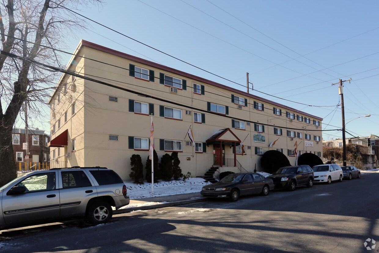 Olney Plaza Apartments Philadelphia, PA