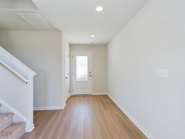 Building Photo - 3125 Maple Rdg Dr