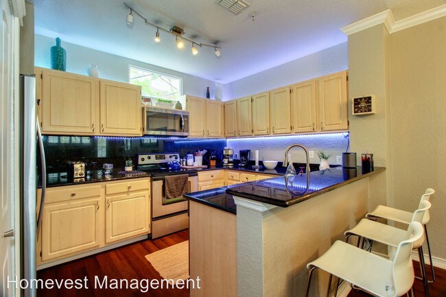 Building Photo - 1518 Legacy Club Dr