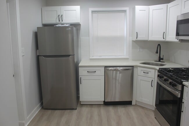 Building Photo - 3355 Argyle St