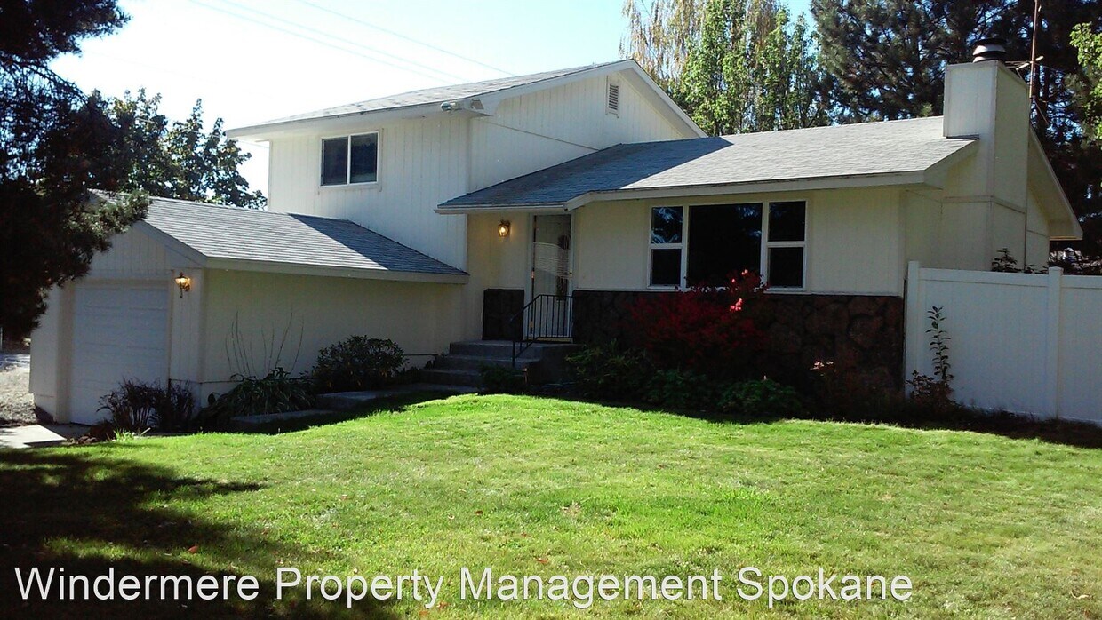 Primary Photo - 2 br, 1.5 bath House - 2318 S. Calvin Rd